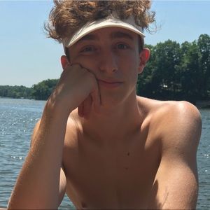 Meet your Posher, Robert